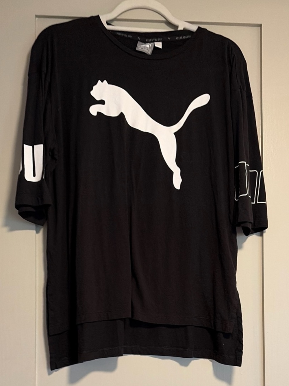 Puma Black Short Sleeve oversized Tee with White Puma Cat Logo Womens Small